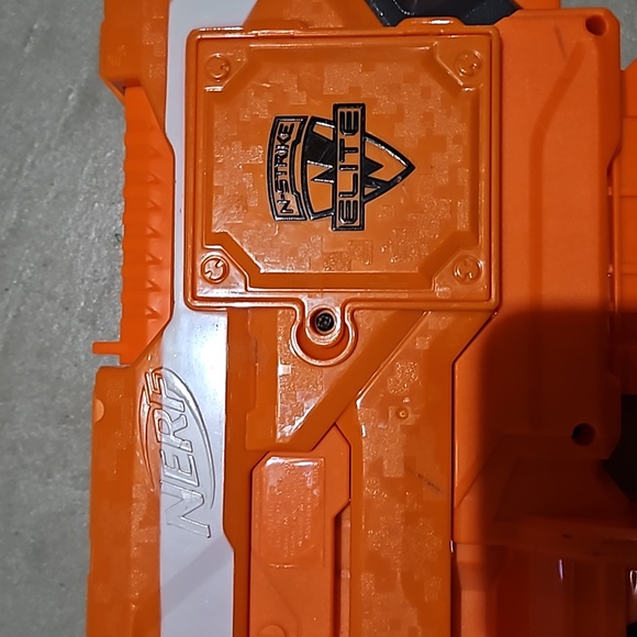 Nerf 2-in-1 Elite Demolisher - Picture 3 of 6